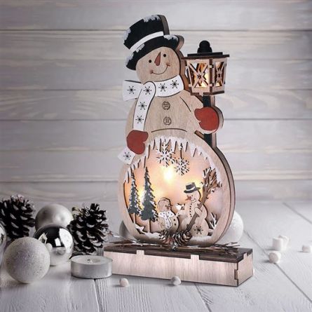 SO- dekorace v�no�n� d�ev�n� LED sn�hul�k