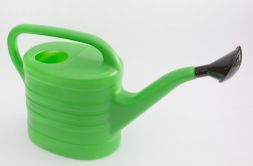 V�ce informac� o v�robku Konev plastov� 15l s krop�tkem