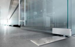 Zav�ra� GEZE TS500 EN3 podlahov� s kryte